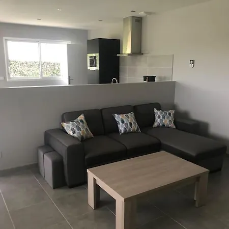 בית נופש Chez Karine *